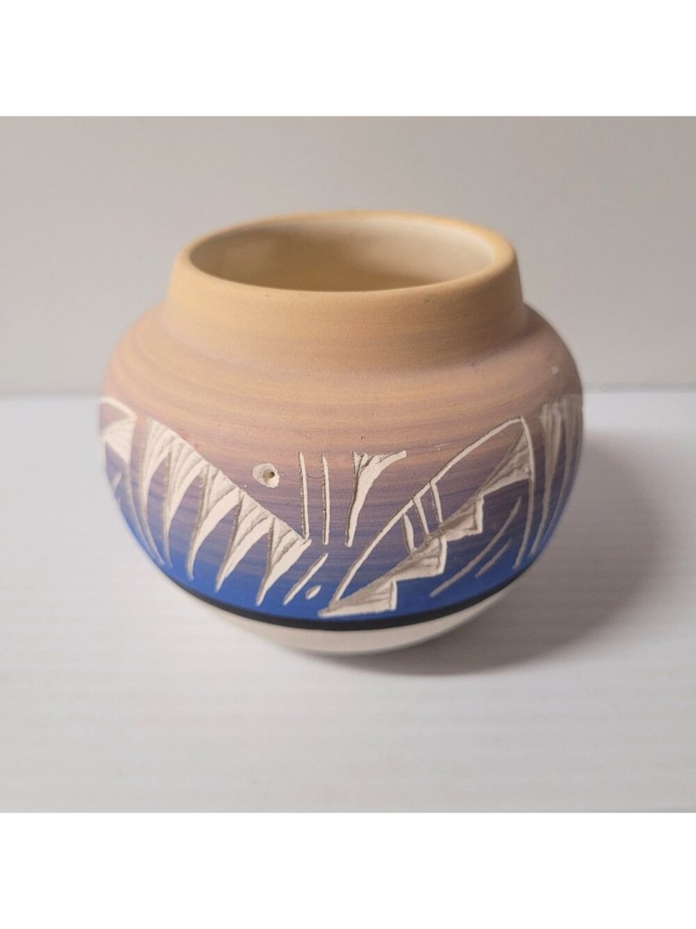 Nemadji Art Pottery American Indian Bowl/Vase Blue Sand Swirl Signed 4'' Vintage